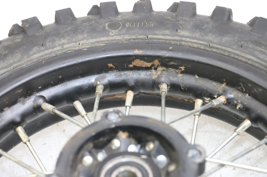 photo de CERCHIO POSTERIORE KSR RACING DRIFT 140 - Primo piano tecnico