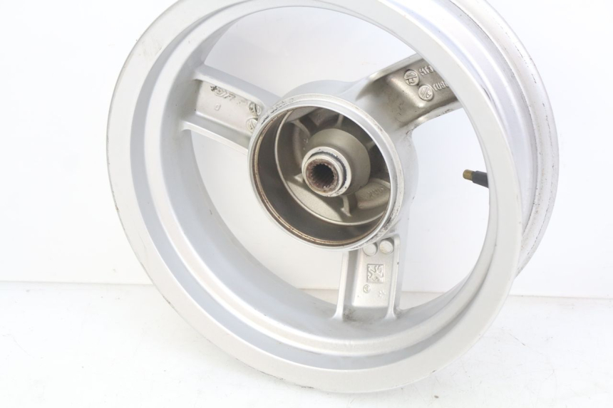 photo de CERCHIO POSTERIORE PEUGEOT E-VIVACITY 1 (2012 - 2018) - Dettaglio del componente