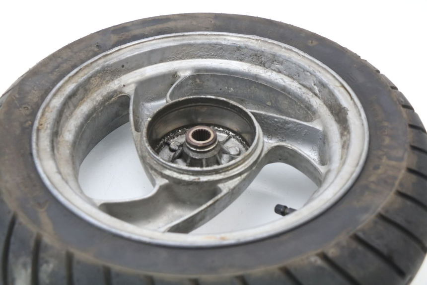 photo de CERCHIO POSTERIORE PEUGEOT ELYSEO 50 (1998 - 2001) - Zoom sullo stato d'uso