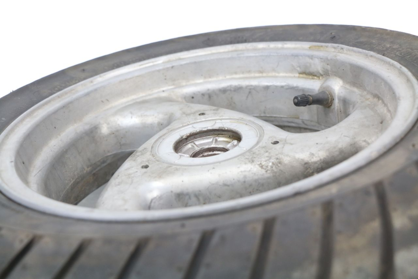 photo de CERCHIO POSTERIORE PEUGEOT ELYSEO 50 (1998 - 2001) - Altra angolazione