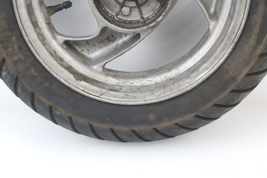 photo de CERCHIO POSTERIORE PEUGEOT ELYSEO 50 (1998 - 2001) - Dettagli dei punti di fissaggio