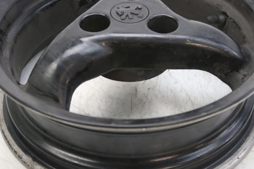 photo de CERCHIO POSTERIORE PEUGEOT ELYSTAR 50 (2002 - 2014) - Primo piano tecnico