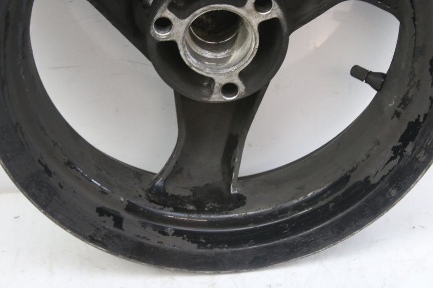 photo de CERCHIO POSTERIORE PEUGEOT ELYSTAR 50 (2002 - 2014) - Dettagli dei punti di fissaggio