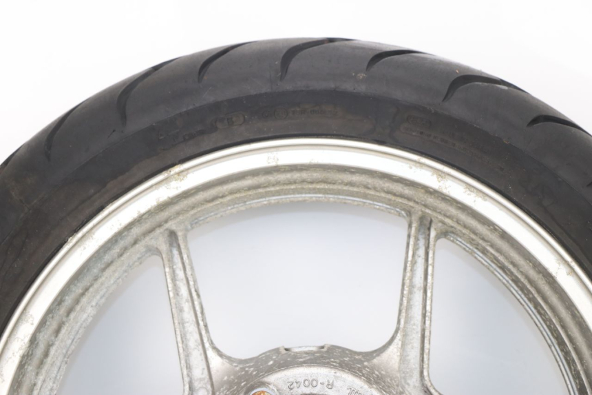 photo de CERCHIO POSTERIORE KAWASAKI ER-6 ER6 F 650 (2006 - 2009) - Dettagli dei punti di fissaggio