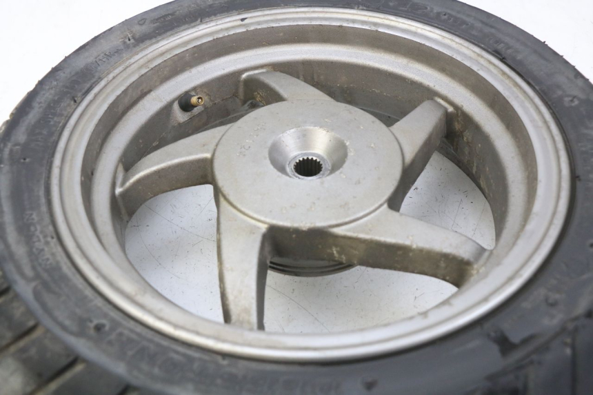 photo de CERCHIO POSTERIORE SYM FIDDLE 2 50 (2008 - 2013) - Dettagli dei punti di fissaggio