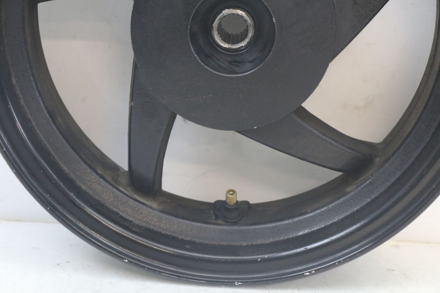 photo de CERCHIO POSTERIORE SYM FIDDLE 2 50 (2008 - 2013) - Altra angolazione