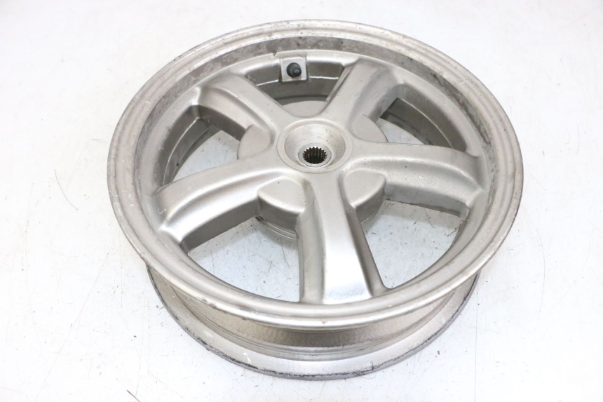 photo de CERCHIO POSTERIORE SYM FIDDLE 3 III 50 (2014 - 2020) - Ispezione visiva dettagliata