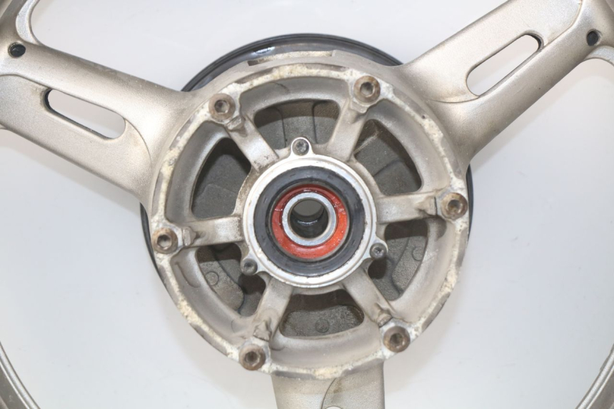 photo de CERCHIO POSTERIORE YAMAHA FJR ABS 1300 (2006 - 2012) - Marcature e riferimenti originali