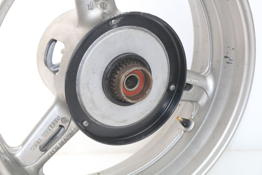 photo de CERCHIO POSTERIORE YAMAHA FJR ABS 1300 (2006 - 2012) - Ricambio usato controllato