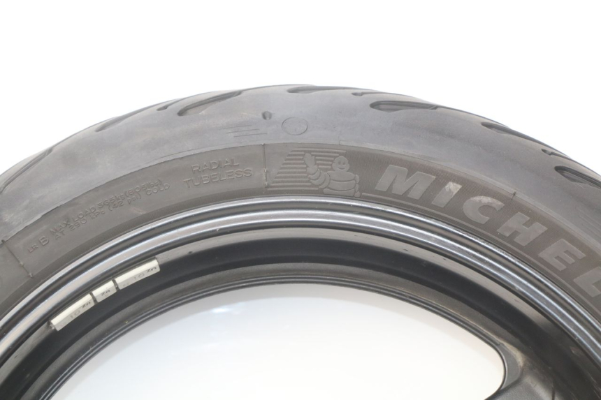 photo de CERCHIO POSTERIORE YAMAHA FJR ABS 1300 (2016 - 2020) - Primo piano ad alta risoluzione