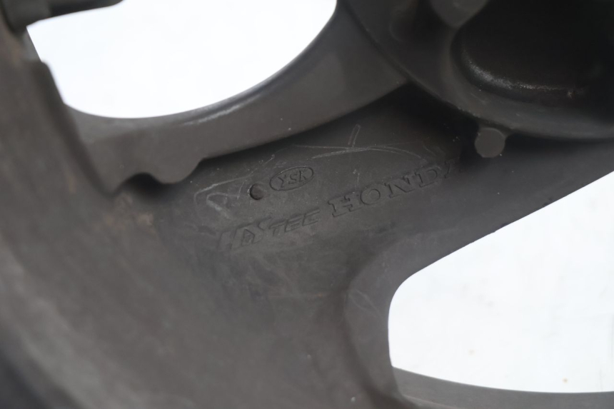 photo de CERCHIO POSTERIORE HONDA FJS SILVER WING SILVERWING 400 (2005 - 2008) - Altra vista dell'articolo