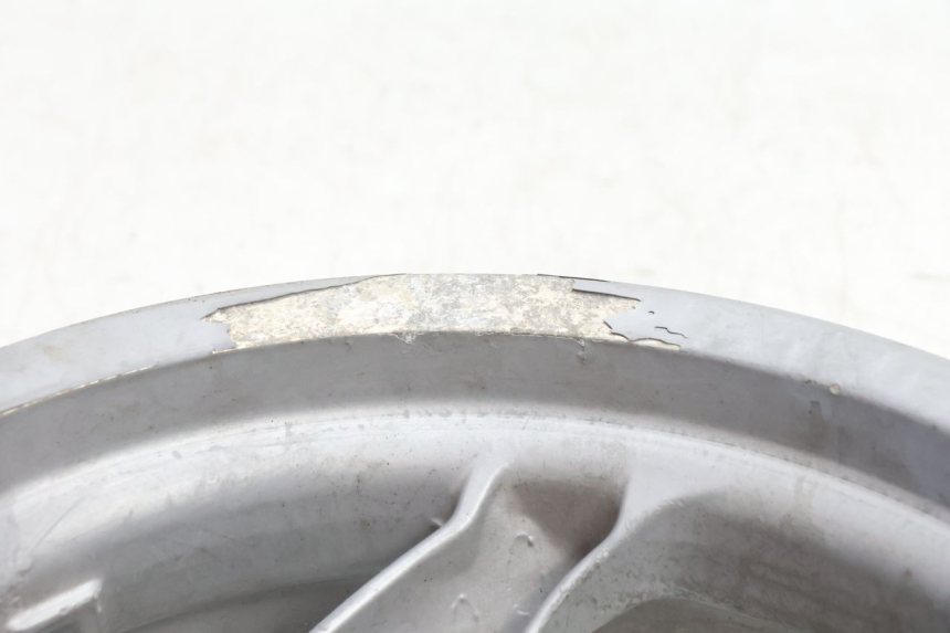 photo de CERCHIO POSTERIORE PIAGGIO FLY 2T 50 (2004 - 2017) - Ispezione visiva dettagliata