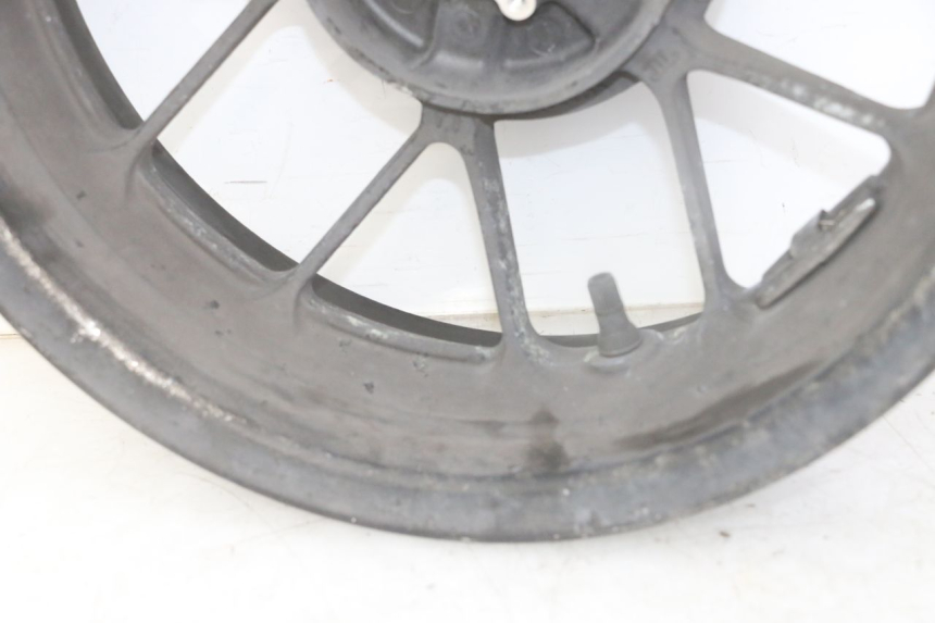 photo de CERCHIO POSTERIORE HONDA FORZA ABS 300 (2013 - 2017) - Primo piano tecnico