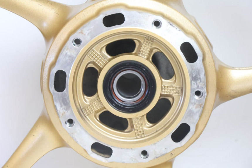 photo de CERCHIO POSTERIORE YAMAHA FZ8 800 (2010 - 2016) - Altra angolazione