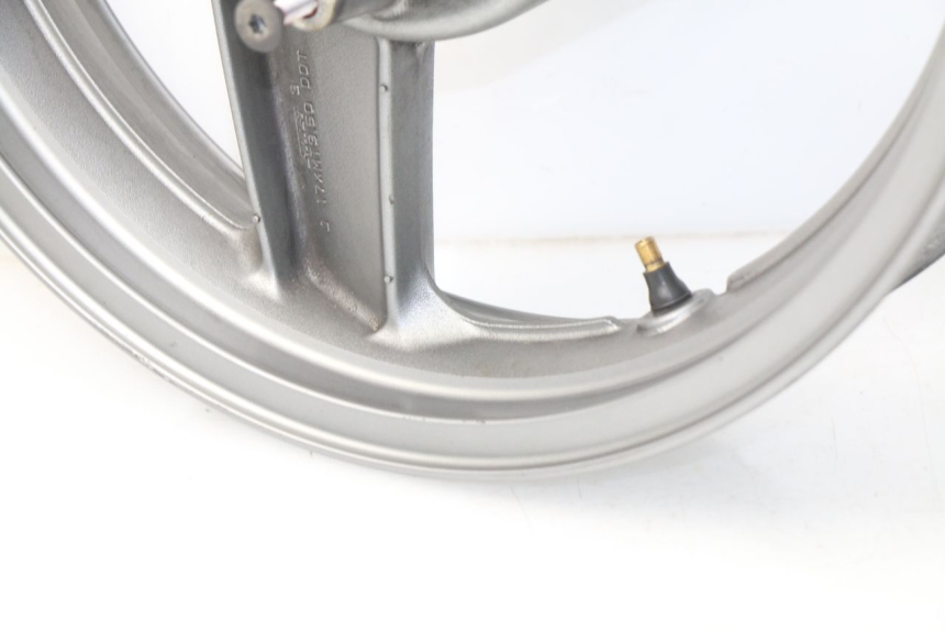 photo de CERCHIO POSTERIORE KAWASAKI GPZ S 500 (1994 - 2005) - Altra angolazione