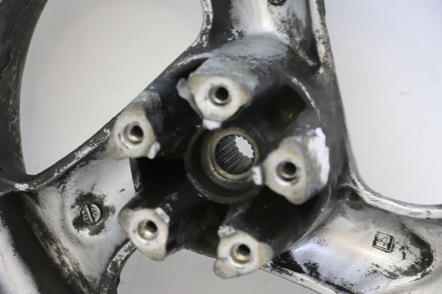 photo de CERCHIO POSTERIORE KYMCO GRAND DINK 125 (2002 - 2007) - Vista d'insieme del prodotto