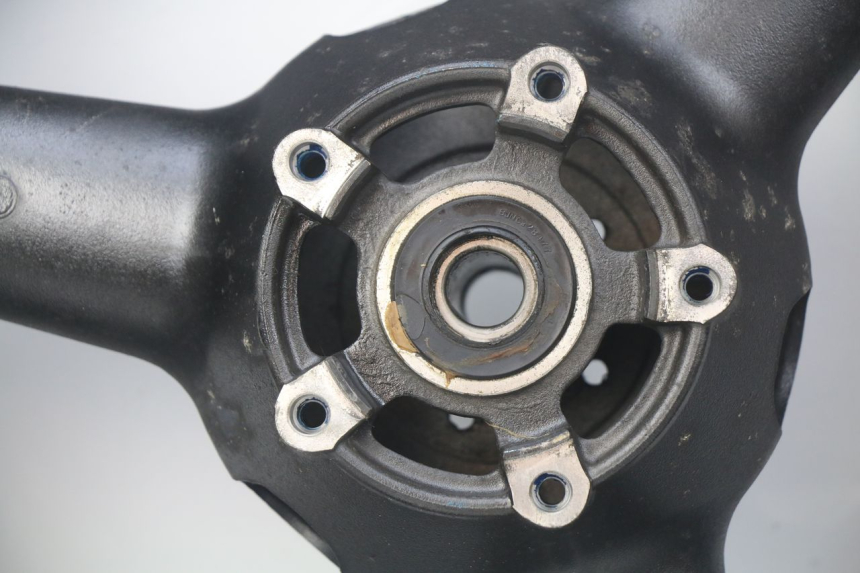 photo de CERCHIO POSTERIORE SUZUKI GSF N BANDIT 600 (2000 - 2004) - Ricambio usato controllato