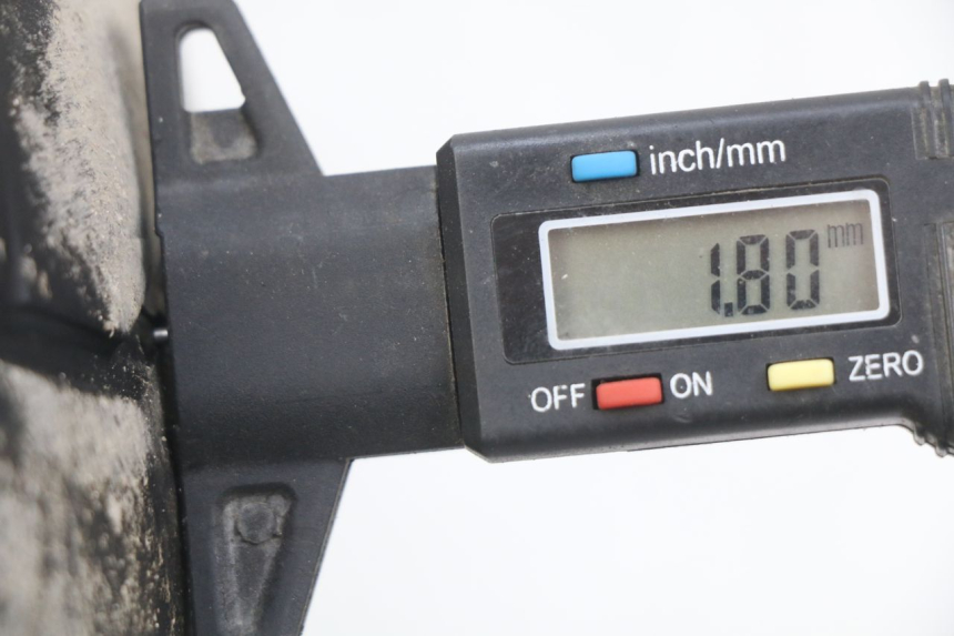 photo de CERCHIO POSTERIORE SUZUKI GSX-F GSX  F 1100 (1988 - 1994) - Dettaglio del componente