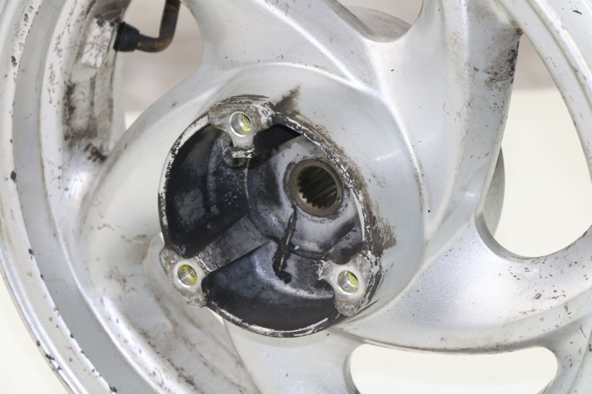 photo de CERCHIO POSTERIORE SYM GTS EVO 125 (2009 - 2013) - Altra vista dell'articolo