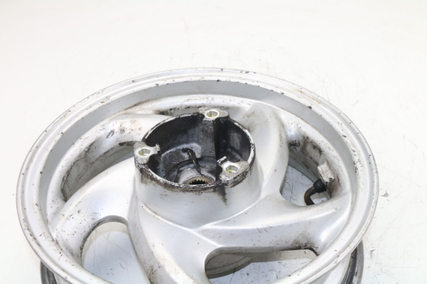 photo de CERCHIO POSTERIORE SYM GTS EVO 125 (2009 - 2013) - Altra angolazione