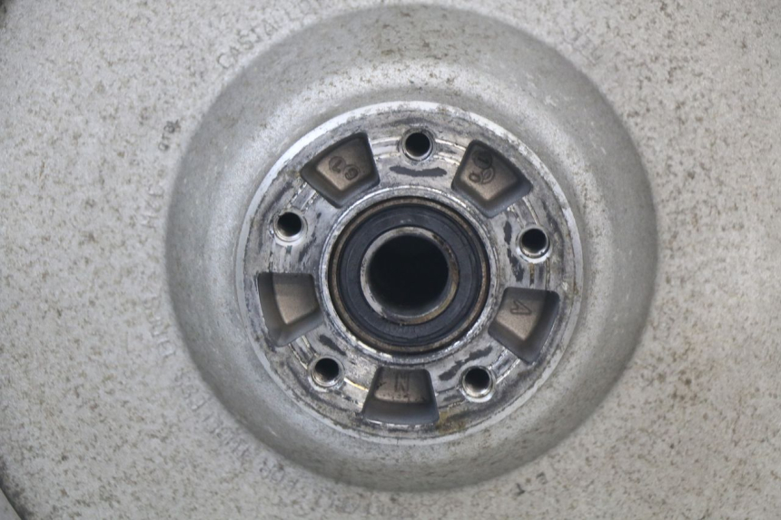 photo de CERCHIO POSTERIORE HARLEY DAVIDSON SPORTSTER XL CUSTOM 883 (1999 - 2006) - Primo piano ad alta risoluzione