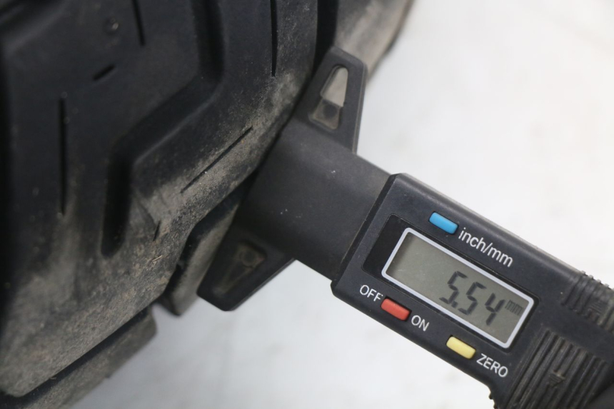 photo de CERCHIO POSTERIORE HARLEY DAVIDSON SPORTSTER XL CUSTOM 883 (1999 - 2006) - Angolazione alternativa