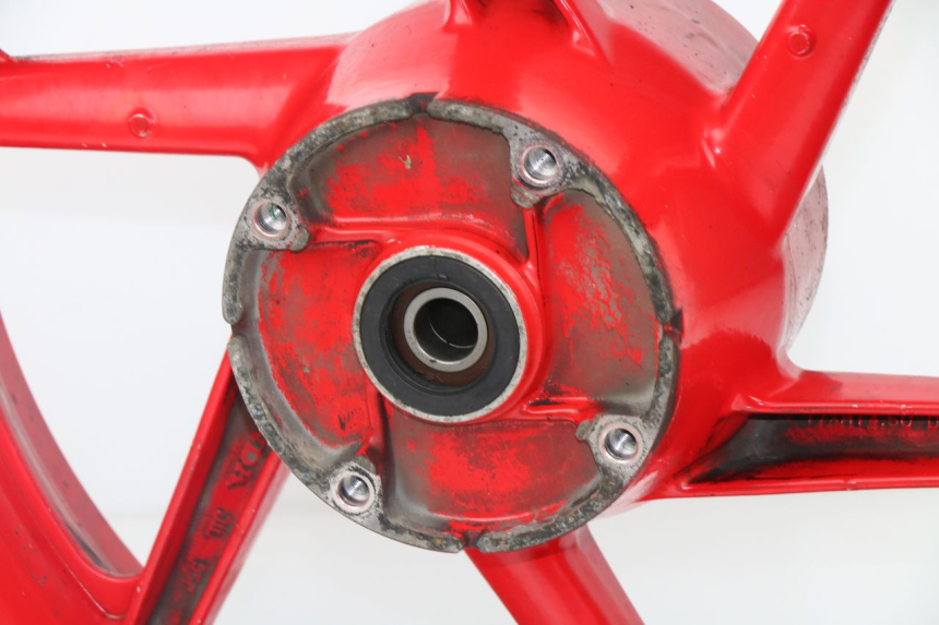 photo de CERCHIO POSTERIORE HONDA CBR F 600 (1991 - 1994) - Stato della superficie e materiale