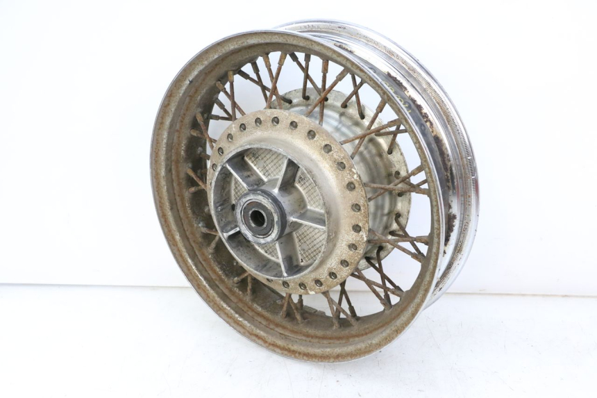 photo de CERCHIO POSTERIORE HONDA VT C2 SHADOW 750 (1997 - 2001) - Zoom sullo stato d'uso