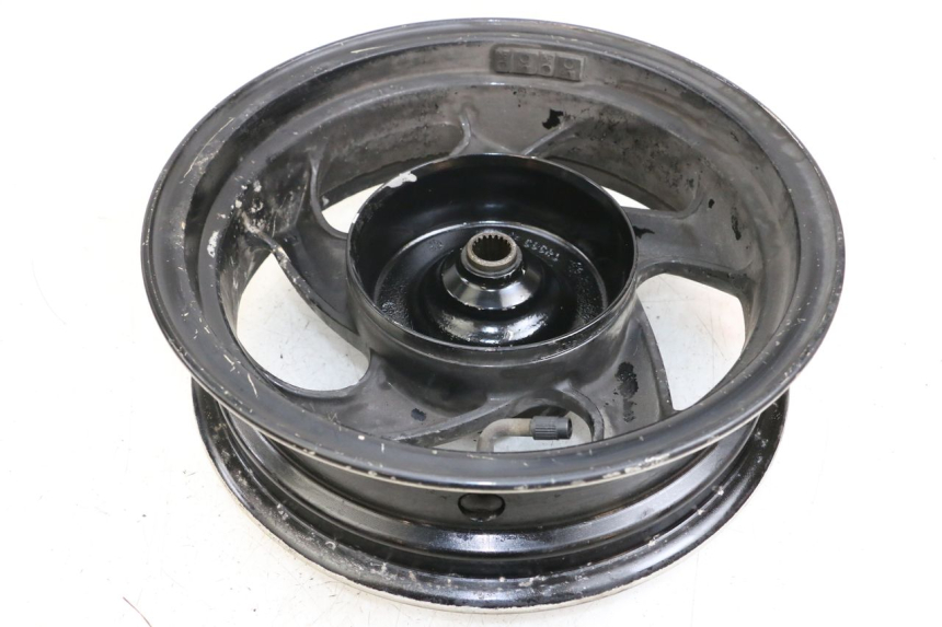 photo de CERCHIO POSTERIORE SYM JOYRIDE EVO 125 (2009 - 2016) - Caratteristiche distintive