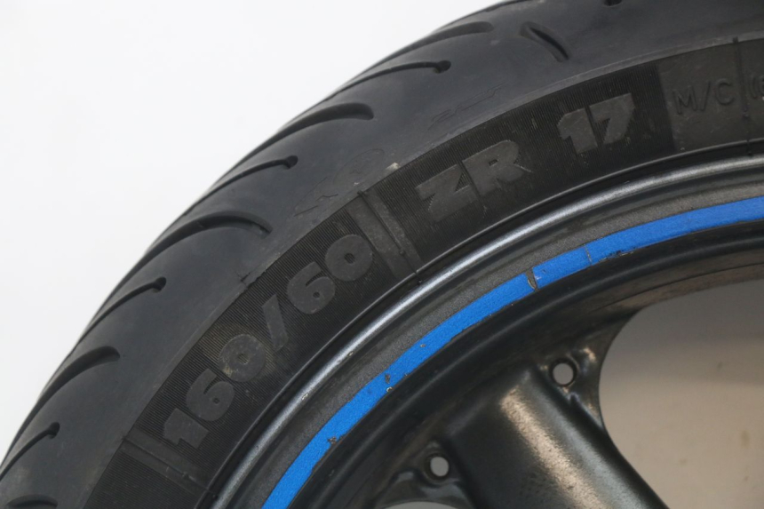 photo de CERCHIO POSTERIORE KAWASAKI ZR7 ZR-7 S 750 (1999 - 2004) - Altra vista dell'articolo