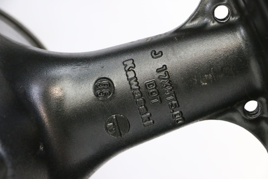 photo de CERCHIO POSTERIORE KAWASAKI ZR7 ZR-7 S 750 (1999 - 2004) - Caratteristiche distintive