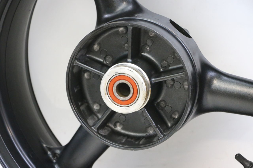 photo de CERCHIO POSTERIORE KAWASAKI ZR7 ZR-7 S 750 (1999 - 2004) - Marcature e riferimenti originali