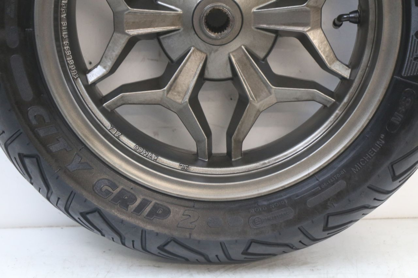 photo de CERCHIO POSTERIORE KYMCO X-TOWN XTOWN 125 (2016 - 2021) - Primo piano tecnico