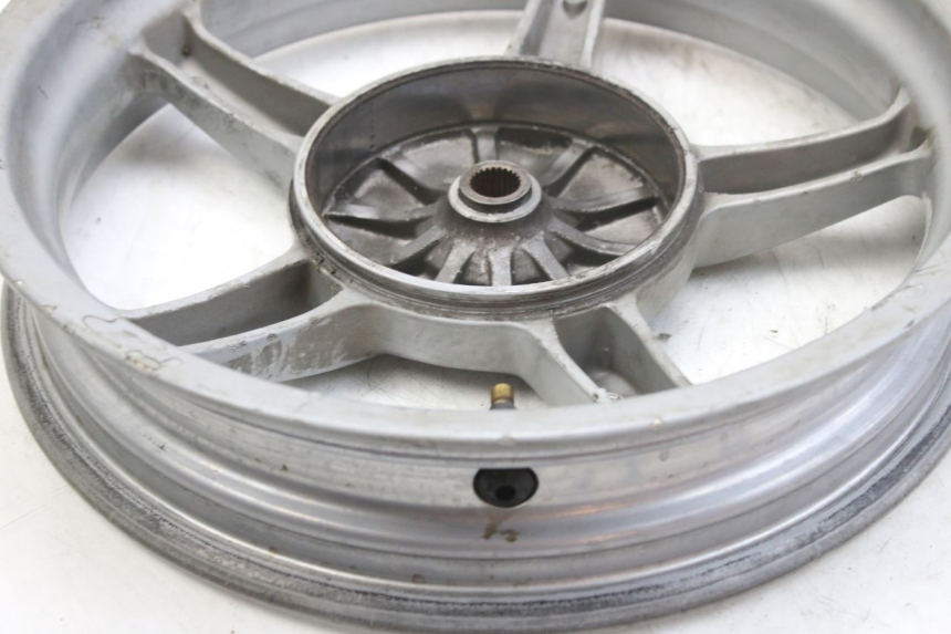 photo de CERCHIO POSTERIORE PIAGGIO LIBERTY 4T 50 (2004 - 2008) - Altra angolazione