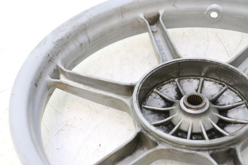 photo de CERCHIO POSTERIORE PIAGGIO LIBERTY 50 (1998 - 2003) - Focus sulla struttura