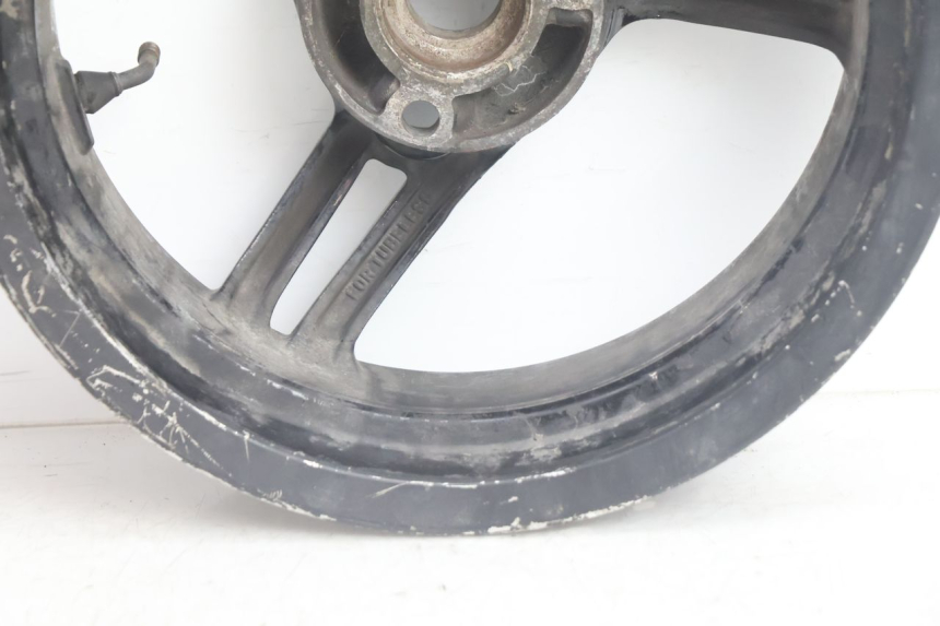 photo de CERCHIO POSTERIORE PEUGEOT LUDIX BLASTER 50 (2006 - 2014) - Caratteristiche distintive