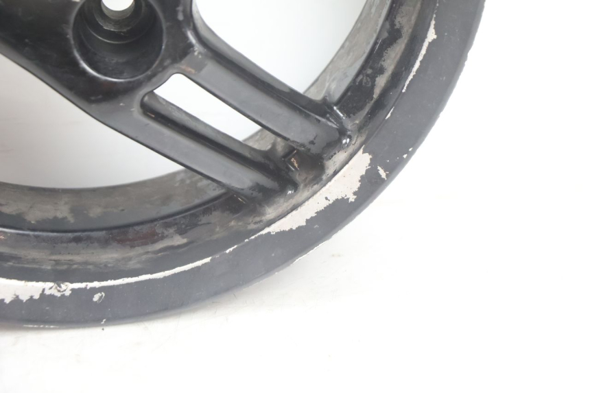 photo de CERCHIO POSTERIORE PEUGEOT LUDIX BLASTER 50 (2006 - 2014) - Dettagli dei punti di fissaggio