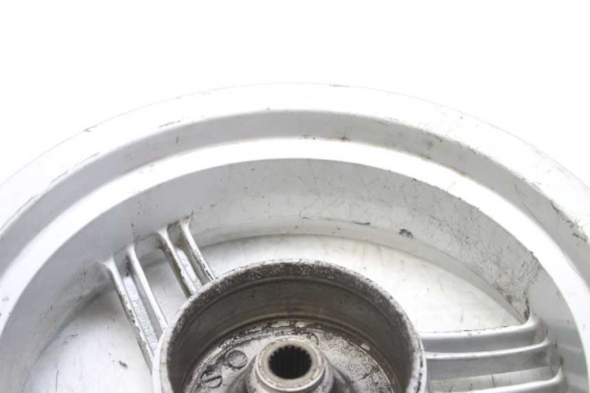 photo de CERCHIO POSTERIORE PEUGEOT LUDIX 50 (2008 - 2017) - Caratteristiche distintive