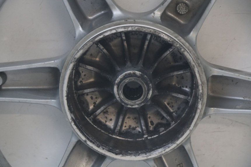 photo de CERCHIO POSTERIORE MBK MACH G AC 50 (2002 - 2014) - Caratteristiche distintive