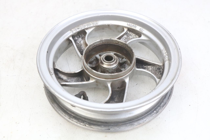 photo de CERCHIO POSTERIORE SYM MIO 50 (2011 - 2017) - Zoom sui componenti