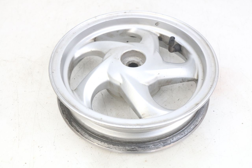 photo de CERCHIO POSTERIORE SYM MIO 50 (2011 - 2017) - Marcature e riferimenti originali