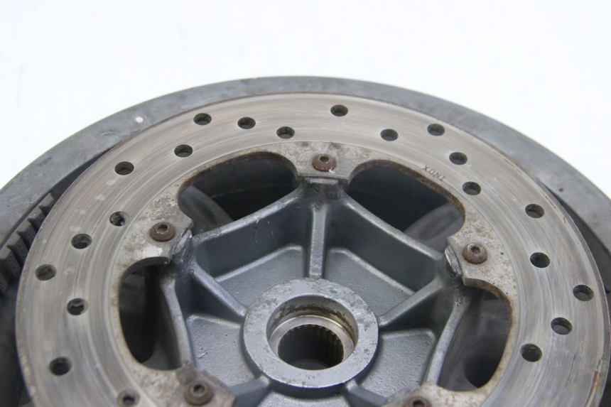 photo de CERCHIO POSTERIORE PIAGGIO MP3 125 (2006 - 2014) - Focus sulla struttura