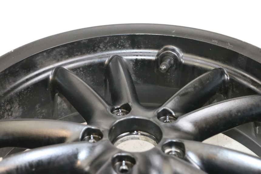 photo de CERCHIO POSTERIORE PIAGGIO MP3 500 (2011 - 2015) - Caratteristiche distintive