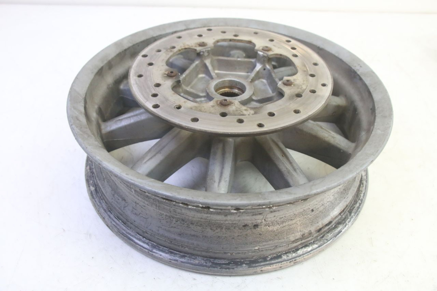 photo de CERCHIO POSTERIORE PIAGGIO MP3 RL 250 (2006 - 2010) - Primo piano tecnico