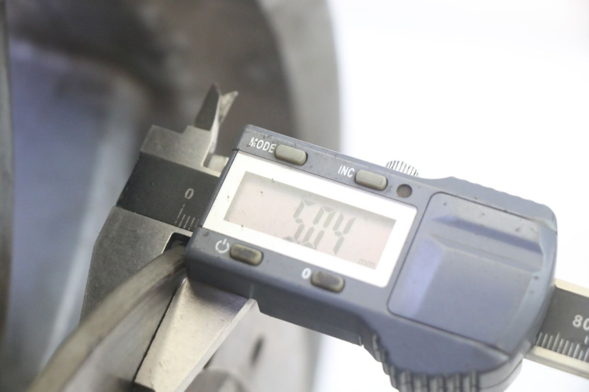 photo de CERCHIO POSTERIORE PIAGGIO MP3 RL 250 (2006 - 2010) - Vista d'insieme del prodotto