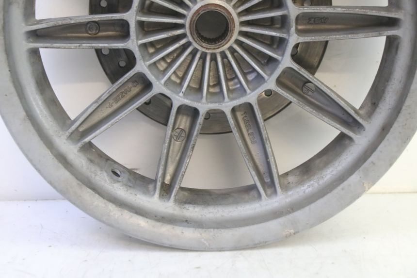 photo de CERCHIO POSTERIORE PIAGGIO MP3 RL 250 (2006 - 2010) - Marcature e riferimenti originali