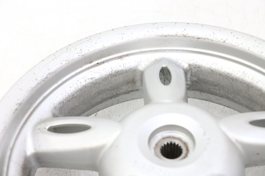 photo de CERCHIO POSTERIORE YAMAHA NEOS NEO'S 4T 50 (2008 - 2016) - Zoom sui componenti