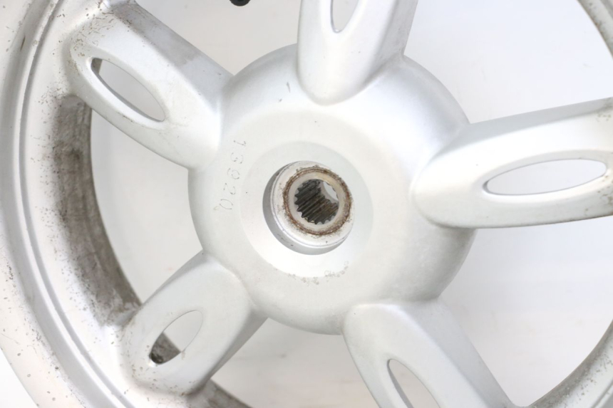 photo de CERCHIO POSTERIORE YAMAHA NEOS NEO'S 4T 50 (2008 - 2016) - Dettagli dei punti di fissaggio