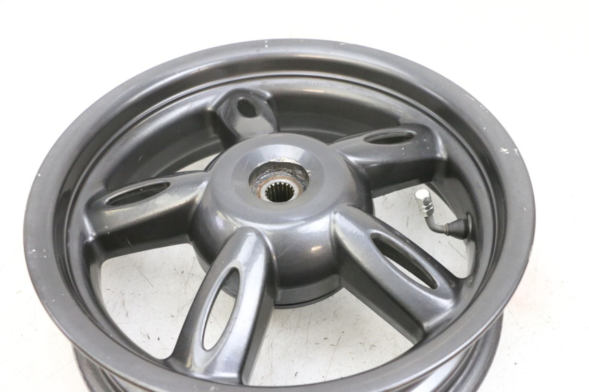 photo de CERCHIO POSTERIORE YAMAHA NEOS NEO'S 4T 50 (2008 - 2016) - Zoom sui componenti