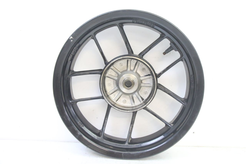 photo de CERCHIO POSTERIORE PIAGGIO NEW TYPHOON 50 (2018 - 2021) - Dettagli dei punti di fissaggio